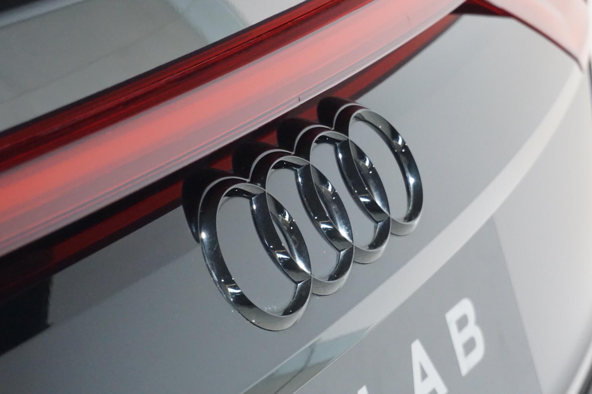 Audi Q8 3.0 TDI V6 50 S line SUV 5dr Diesel Tiptronic quattro Euro 6 (s/s) (286 ps)